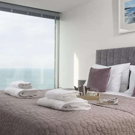 1 Island Reach Holiday home *
